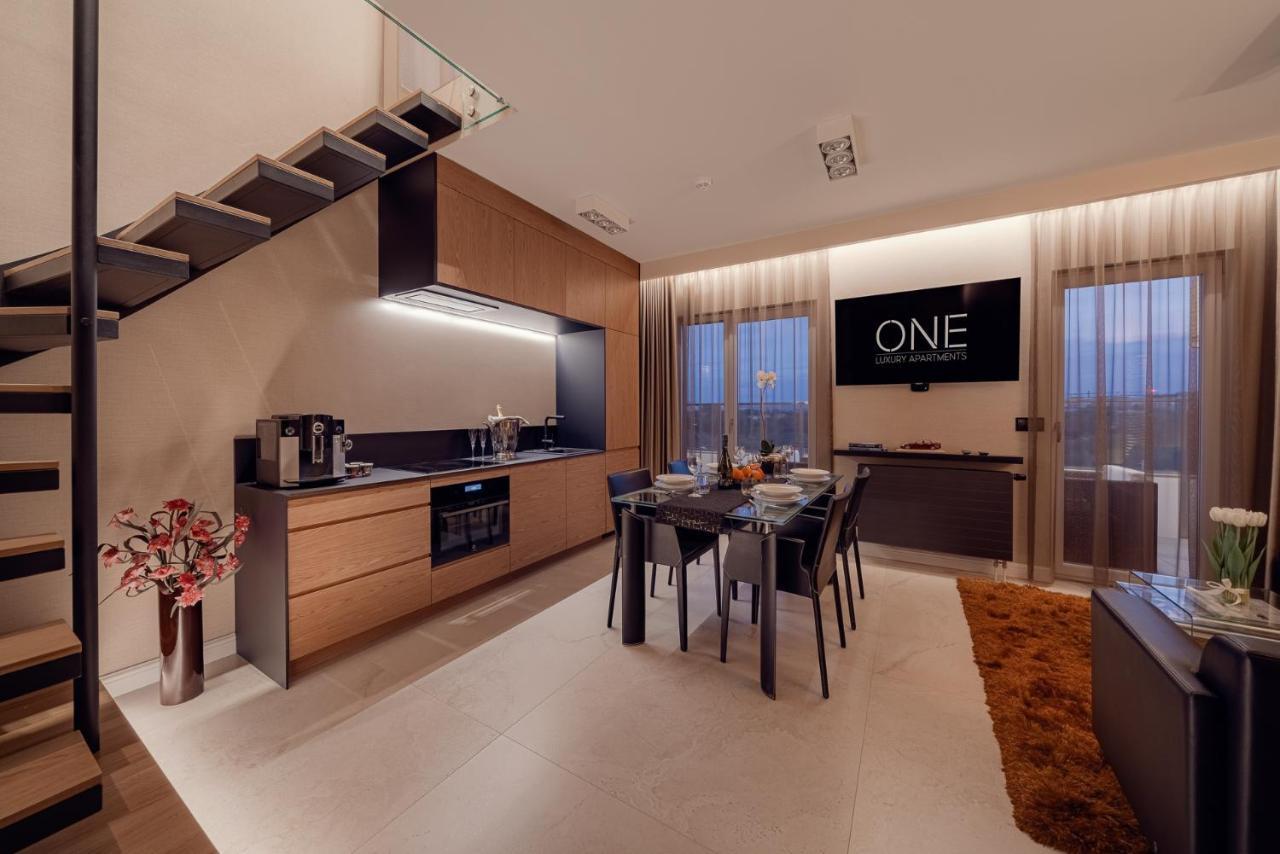 One Luxury Apartments Жешув Экстерьер фото